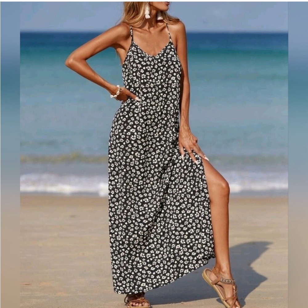 NEW Casual Chic Floral Flowy Cami Slip Dress Maxi Black White